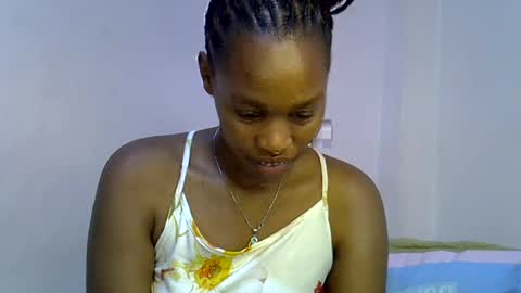 Snapshot of angel_mia5 chatting on 27, 7, 2026 angel_mia5 online show from 27, 7, 2026