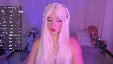 Snapshot of angel_rouse_1 chatting on 26, 7, 2026 Angel online show from 26, 7, 2026
