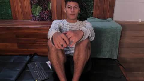 Snapshot of angel_silva_ chatting on 4, 5, 2026 Angel online show from 4, 5, 2026