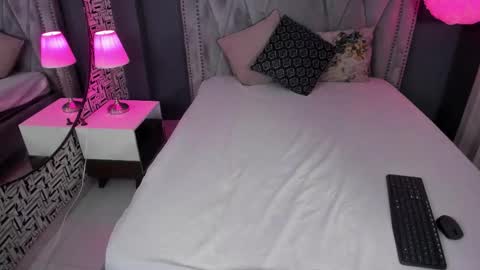 Snapshot of angel_zafiros chatting on 15, 2, 2026 Seortia Angel online show from 15, 2, 2026