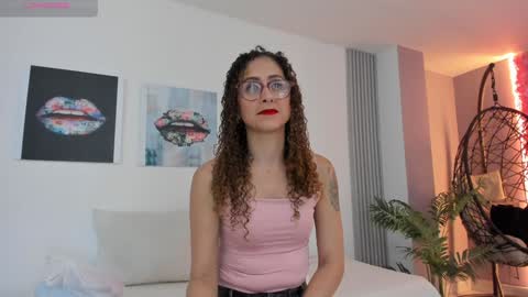 Snapshot of angela_donnato chatting on 19, 1, 2025 A N G E LA. online show from 19, 1, 2025