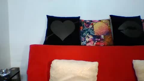 Snapshot of angela_mis chatting on 6, 1, 2026 Angela online show from 6, 1, 2026