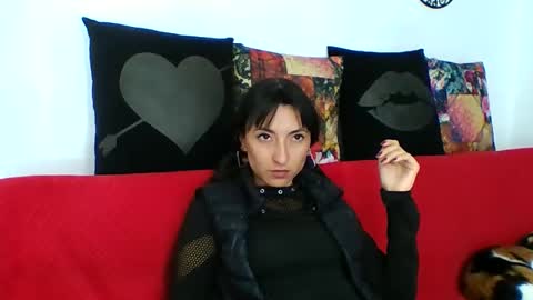 Snapshot of angela_mis chatting on 7, 5, 2026 Angela online show from 7, 5, 2026