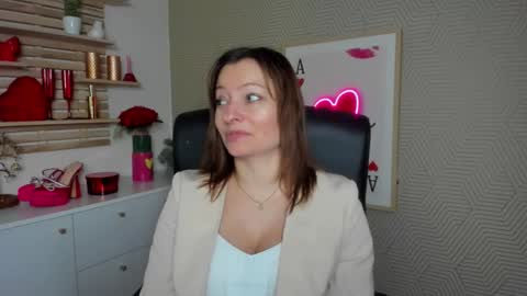 Snapshot of angela_samt chatting on 12, 3, 2026 Angela online show from 12, 3, 2026