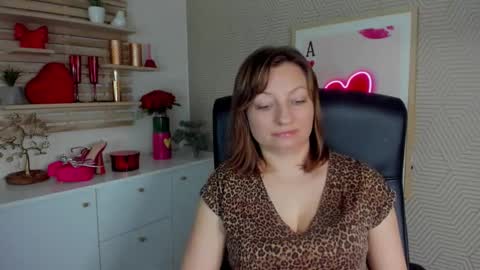 Snapshot of angela_samt chatting on 31, 3, 2026 Angela online show from 31, 3, 2026