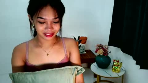 angela_star888 online show from 27, 11, 2025