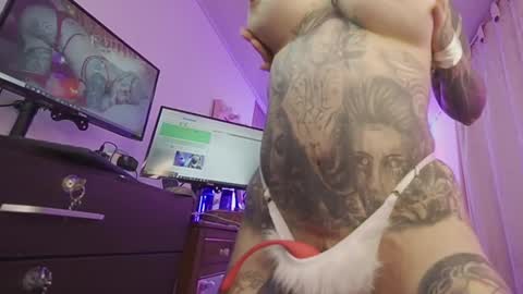 Snapshot of angelacianuro_ chatting on 2, 3, 2025 angelacianuro_ online show from 2, 3, 2025