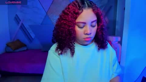 Snapshot of angelacoffee chatting on 30, 10, 2025 Angela online show from 30, 10, 2025