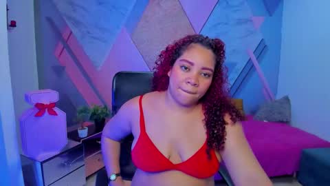 Snapshot of angelacoffee chatting on 9, 11, 2025 Angela online show from 9, 11, 2025