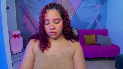 Snapshot of angelacoffee chatting on 13, 11, 2025 Angela online show from 13, 11, 2025