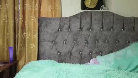 angelacute19 online show from 25, 3, 2026