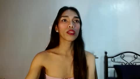 Snapshot of angelamonroe chatting on 17, 1, 2025 SENORITA online show from 17, 1, 2025