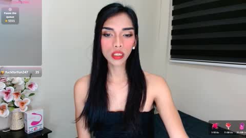 Snapshot of angelamonroe chatting on 15, 10, 2025 SENORITA online show from 15, 10, 2025