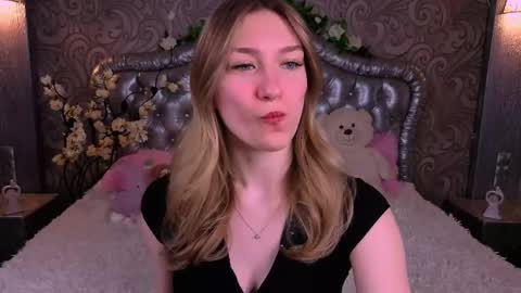 Snapshot of angelanabelle chatting on 18, 4, 2026 angelanabelle online show from 18, 4, 2026