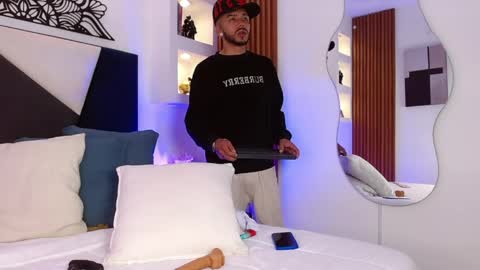 Snapshot of angelbacker chatting on 18, 4, 2026 Angel online show from 18, 4, 2026