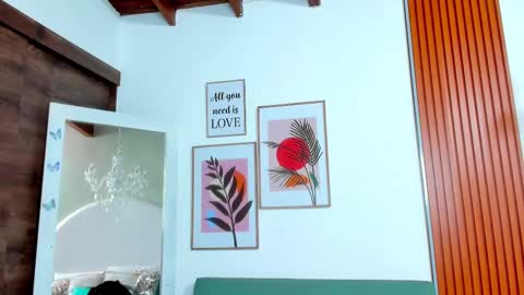 Snapshot of angelbennet_ chatting on 17, 12, 2024 Angel Bennet online show from 17, 12, 2024