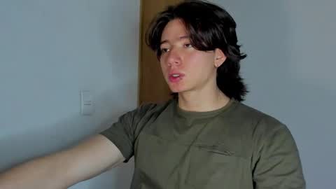 Snapshot of angelbennet_ chatting on 19, 11, 2025 Angel Bennet online show from 19, 11, 2025