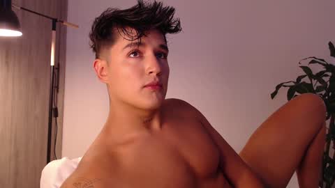 Snapshot of angelcossio chatting on 16, 1, 2025 Angel online show from 16, 1, 2025