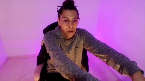 Snapshot of angele_johnson chatting on 20, 3, 2026 angele online show from 20, 3, 2026