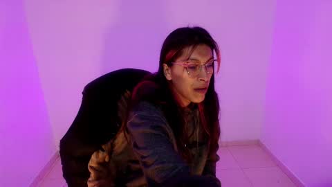 Snapshot of angele_johnson chatting on 25, 3, 2026 angele online show from 25, 3, 2026