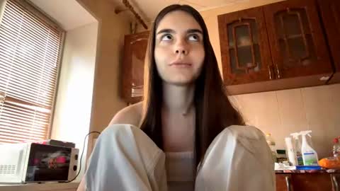 Snapshot of angelenaantonello chatting on 19, 7, 2026 Bella online show from 19, 7, 2026