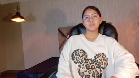 Snapshot of angeles_azul chatting on 30, 6, 2026 angel online show from 30, 6, 2026