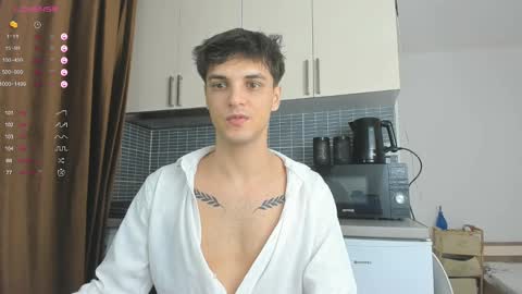 Snapshot of angelfrank chatting on 11, 3, 2025 Frankie online show from 11, 3, 2025