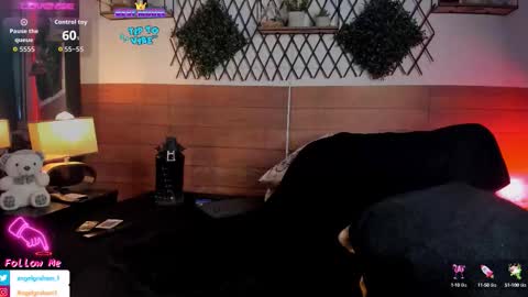 Angel online show from 15, 9, 2025