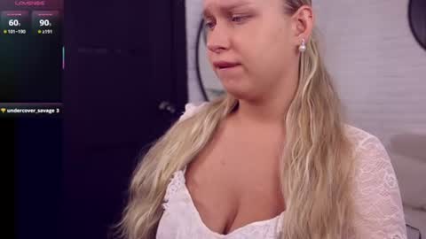 Snapshot of angelic_coy chatting on 14, 6, 2026 Angelic beauty online show from 14, 6, 2026