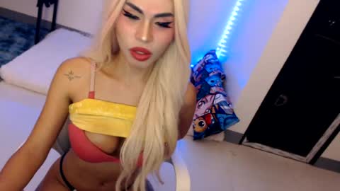 Snapshot of angelic_face_808 chatting on 17, 6, 2026 DIVINE ANGEL online show from 17, 6, 2026