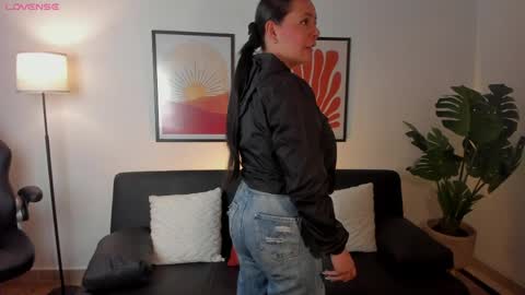 Snapshot of angelica_cross chatting on 3, 6, 2026 Angelica Cross online show from 3, 6, 2026
