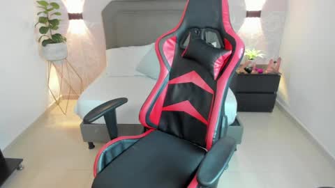 A N G E L I C A online show from 21, 2, 2025