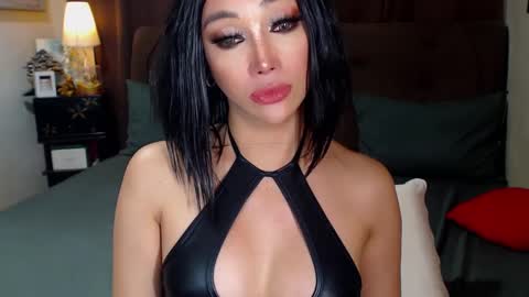 MS. AMALIA online show from 16, 2, 2025