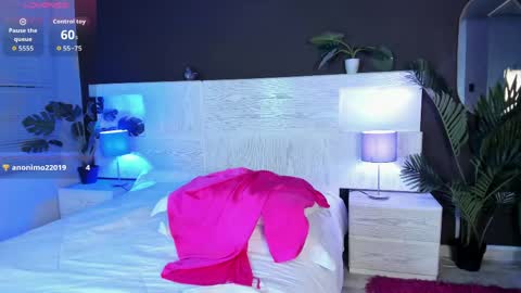 Snapshot of angelina_hilton chatting on 12, 5, 2026 angelina_hilton online show from 12, 5, 2026