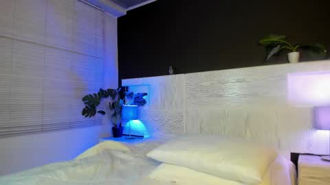 Snapshot of angelina_hilton chatting on 1, 6, 2026 angelina_hilton online show from 1, 6, 2026