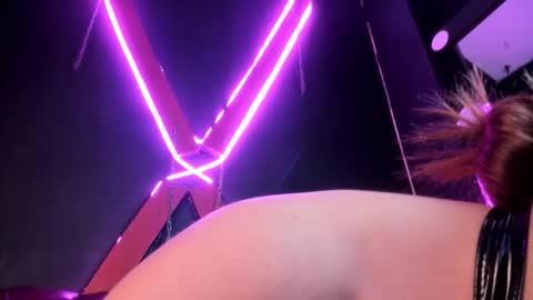 Snapshot of angelinablanc_ chatting on 4, 12, 2025 ANGELINA online show from 4, 12, 2025