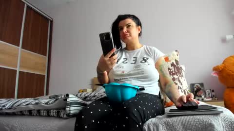 Snapshot of angelinacht chatting on 14, 2, 2025 Angelina online show from 14, 2, 2025