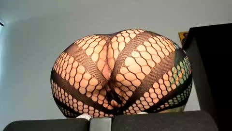 Snapshot of angelinacht chatting on 27, 10, 2025 Angelina online show from 27, 10, 2025