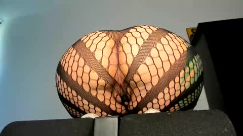 Snapshot of angelinacht chatting on 30, 10, 2025 Angelina online show from 30, 10, 2025