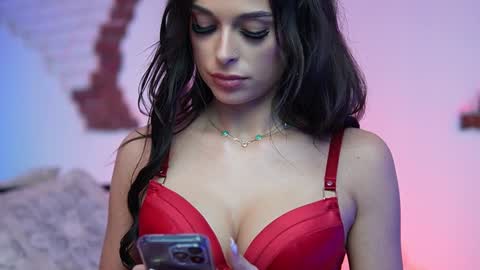 Snapshot of angelinagia chatting on 7, 12, 2024  Angelina  online show from 7, 12, 2024
