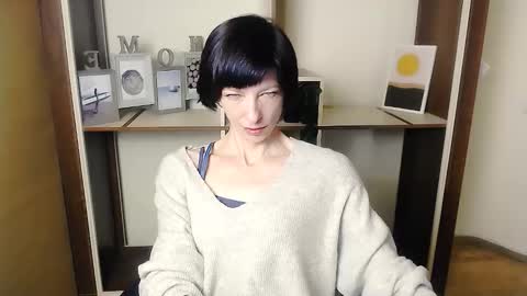 Angelina online show from 15, 9, 2025