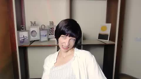 Angelina online show from 26, 9, 2025