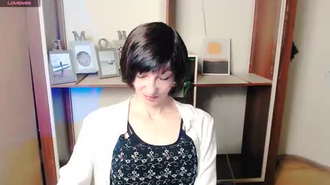 Angelina online show from 15, 10, 2025