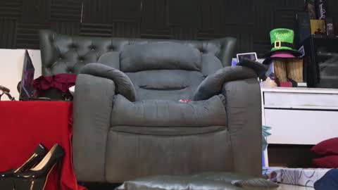 Snapshot of angelinasia chatting on 11, 11, 2025 Angel online show from 11, 11, 2025