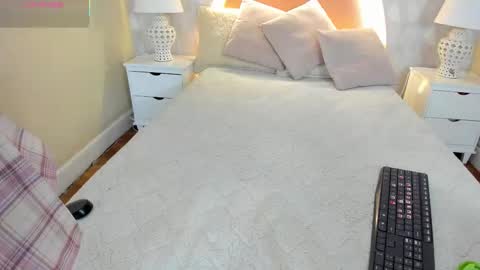 angeline online show from 27, 11, 2025