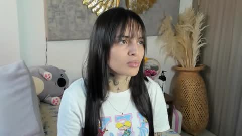 Angeline Smith  online show from 27, 10, 2025