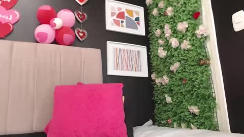 Snapshot of angelitawild_ chatting on 15, 2, 2025 angel online show from 15, 2, 2025