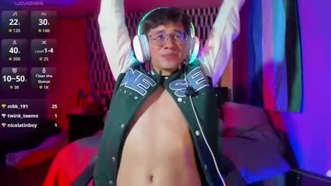 Snapshot of angelito18_twink chatting on 13, 6, 2026 Angel online show from 13, 6, 2026