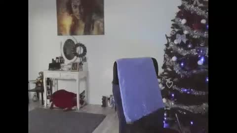 Snapshot of angelkaty69 chatting on 29, 12, 2024 AngelKaty69 online show from 29, 12, 2024