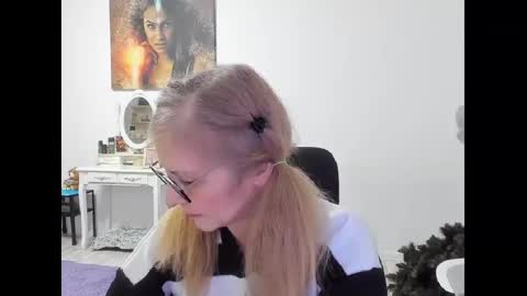 Snapshot of angelkaty69 chatting on 22, 1, 2025 AngelKaty69 online show from 22, 1, 2025